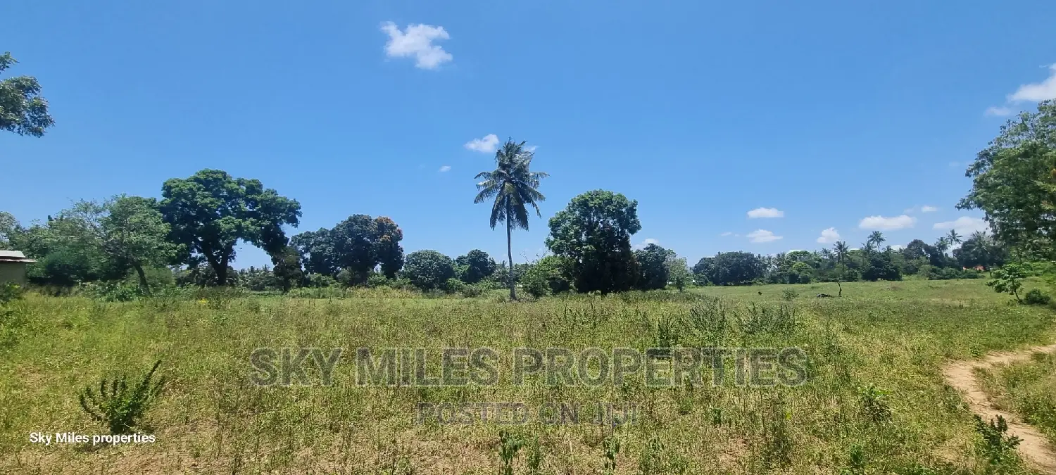 Mtepeni Land for Sale: 6 Acre Plot in Mtwapa in Mtepeni