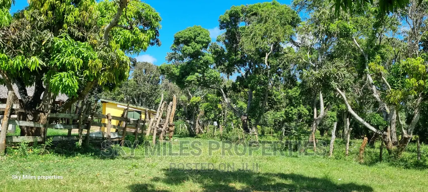 Mtwapa's 25-Acre Land - Ideal for Commercial and Residential in Mtwapa