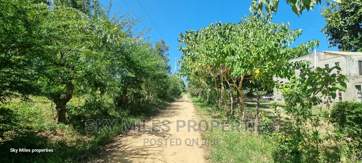 Mtwapa's Mtepeni: 5-Acre Land Available for Sale - Seize the Opportunity in Mtepeni