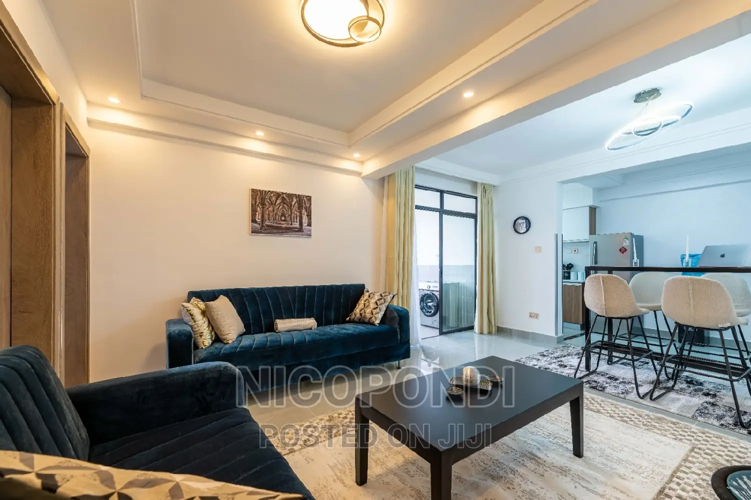 Valley Arcade 2-Bedroom Furnished Apartment Available for Rent in Valley Arcade