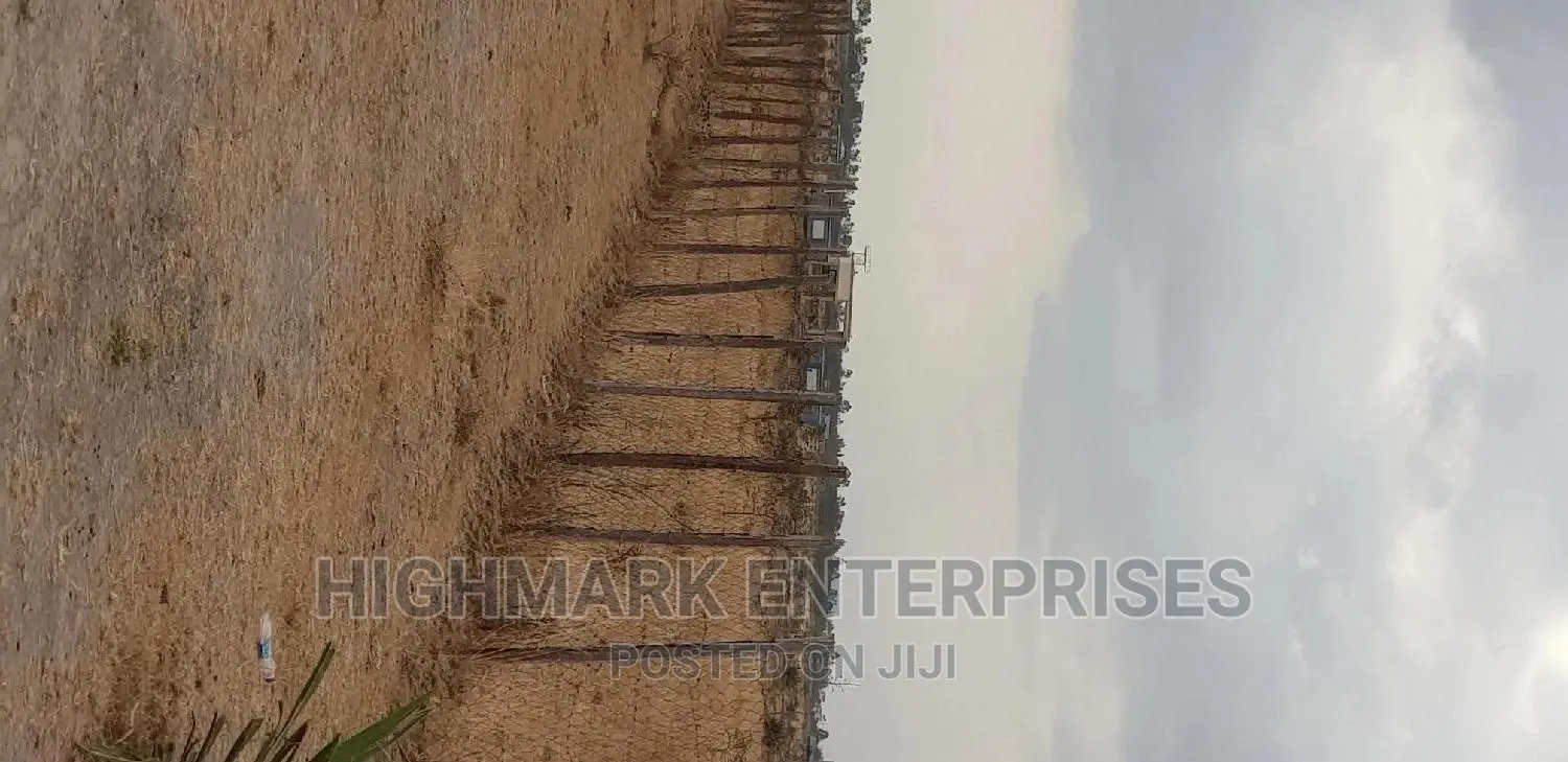 Koma Land: 10 Acres Available for Purchase - Perfect for Farming or Building in Koma Hills Area