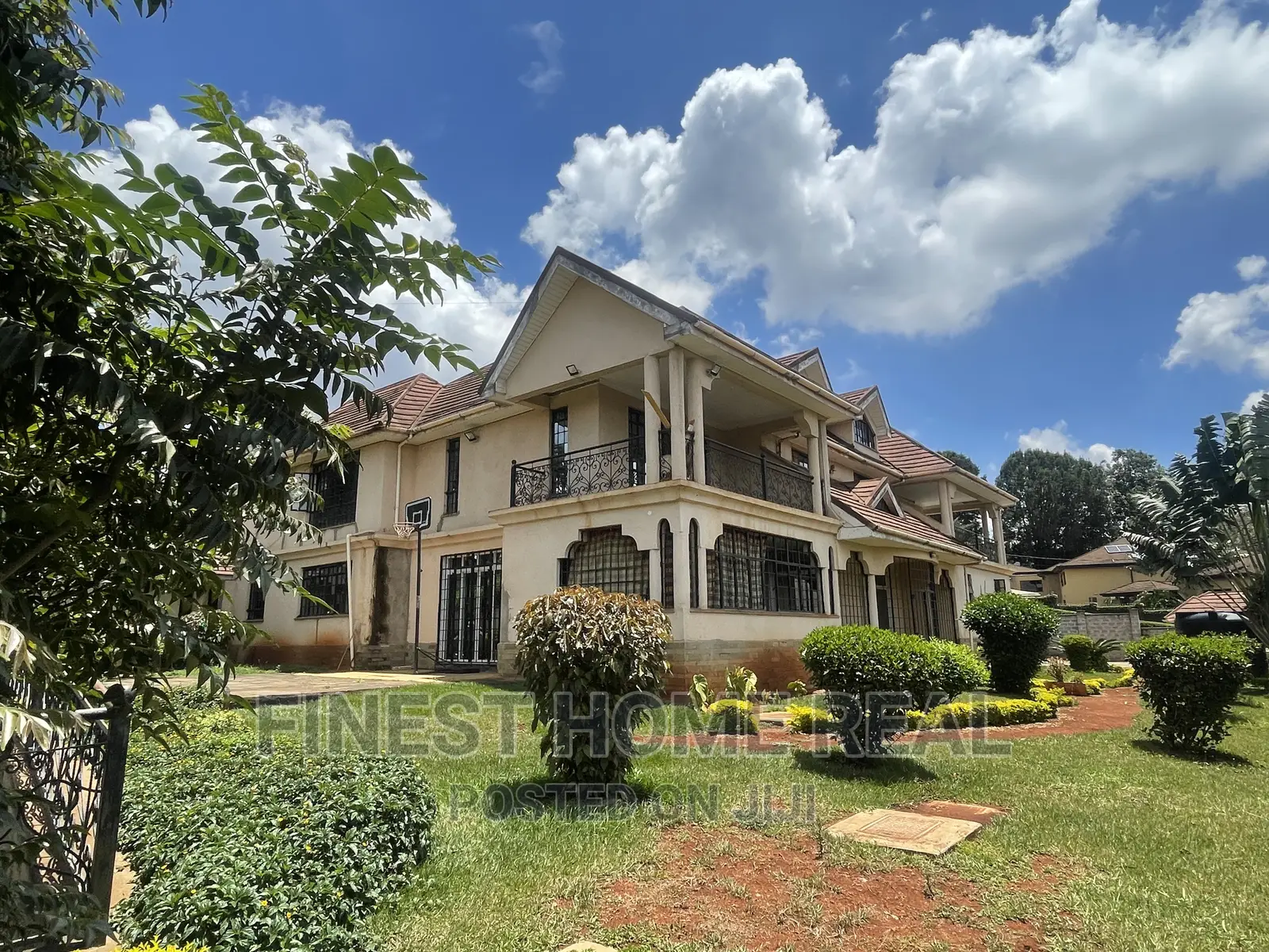 Spacious 7-bedroom mansion in prime Runda location for sale in Runda