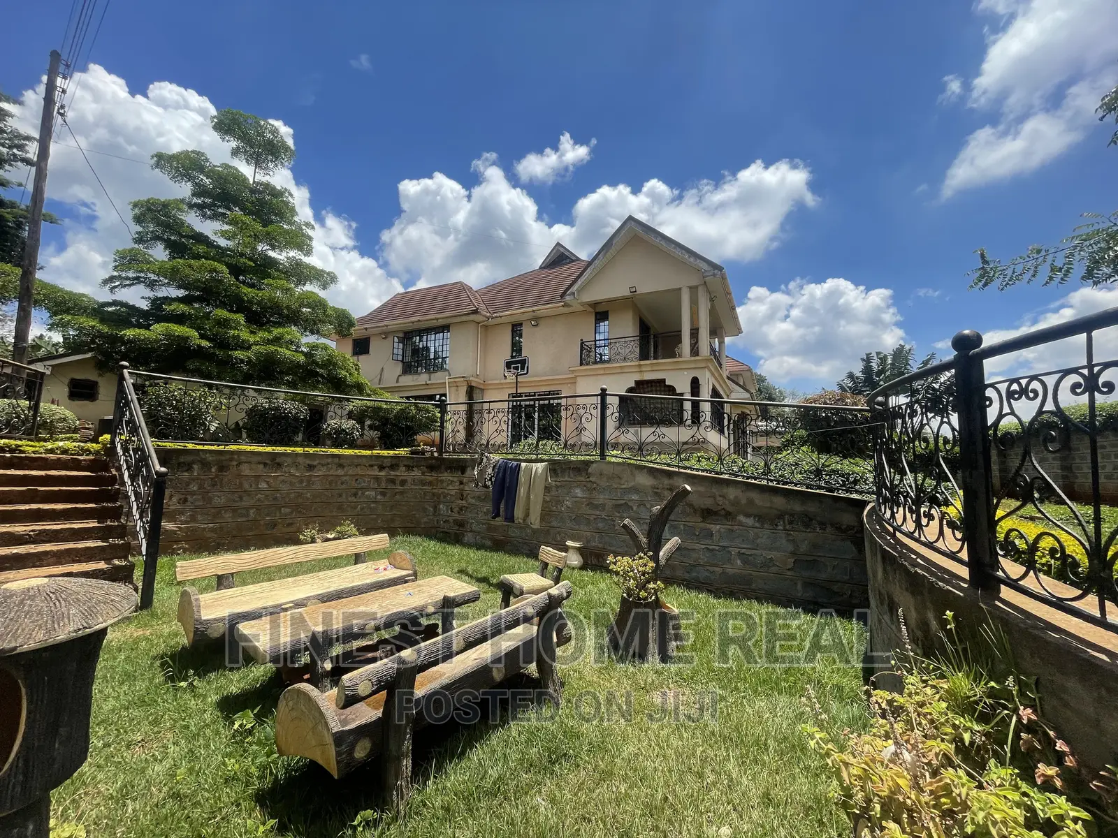 Spacious 7-bedroom mansion in prime Runda location for sale in Runda