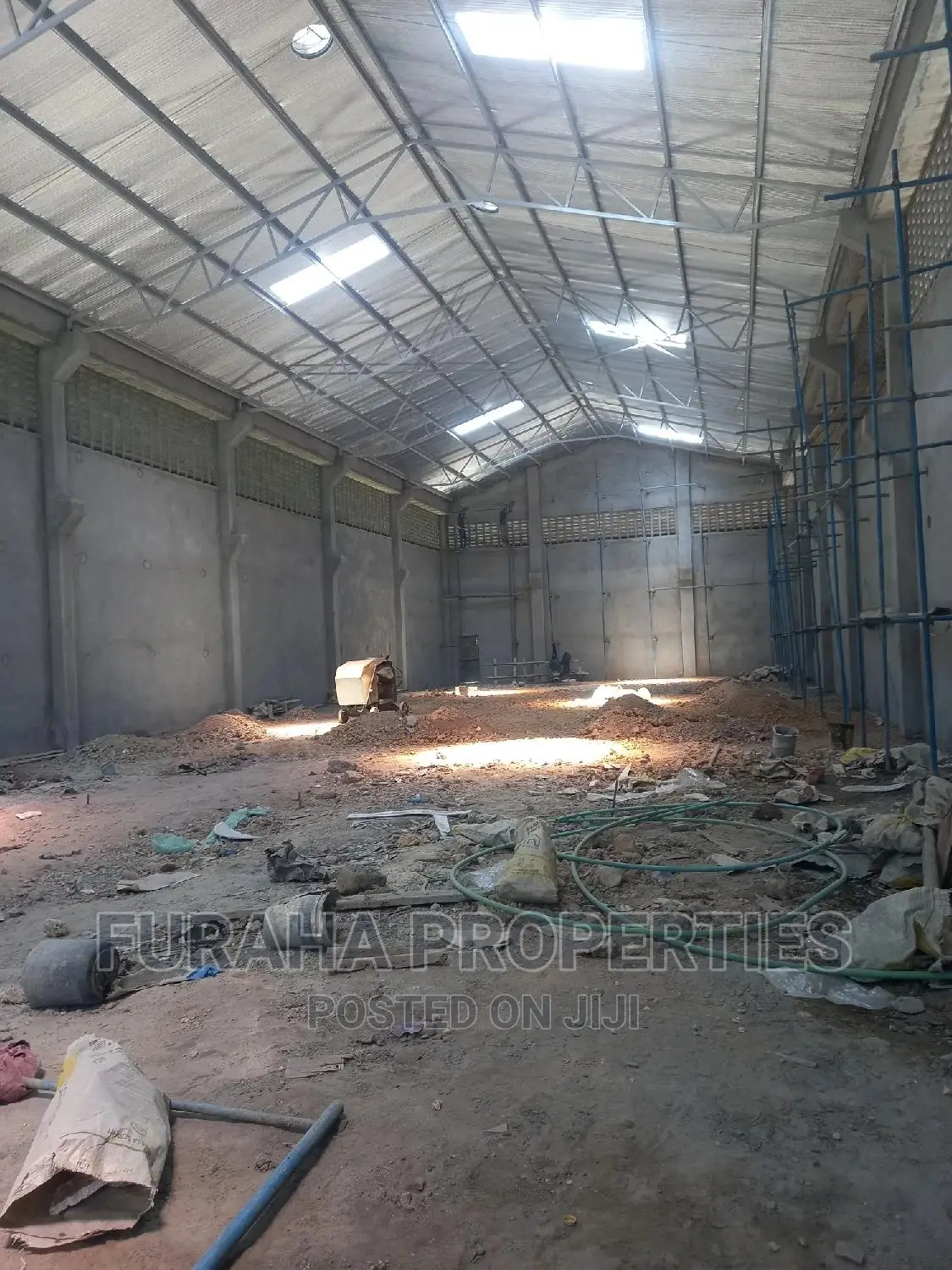 For Sale 10,000 Square Feet Ware House in Kongowea