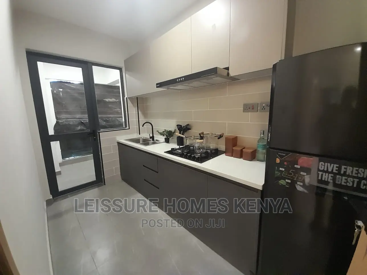 Stylish Two-Bedroom Flats - Contemporary Living Spaces in Valley Arcade