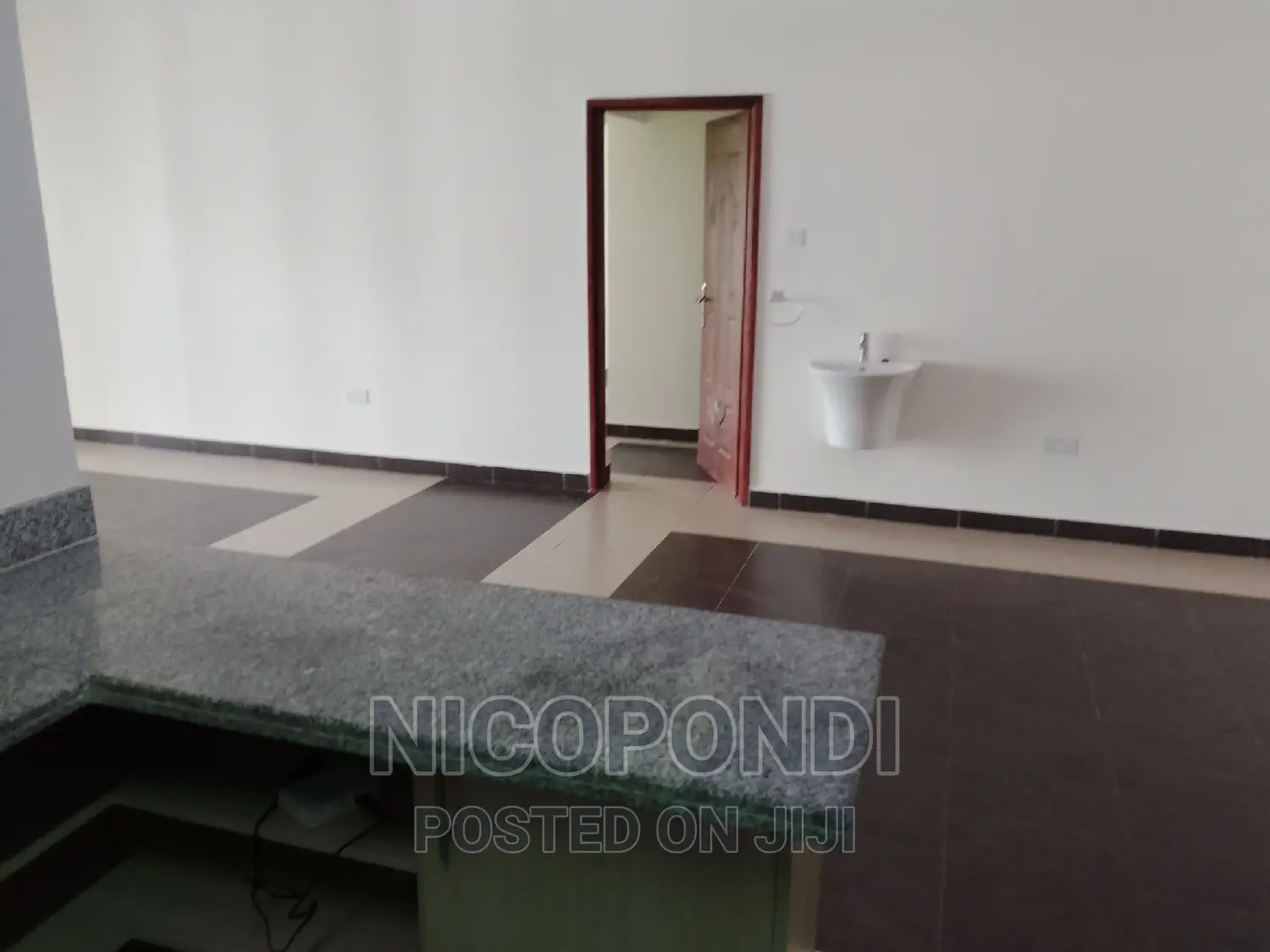 Modern 2-Bedroom Apartment in Lavington - Perfect for Rent! in Lavington