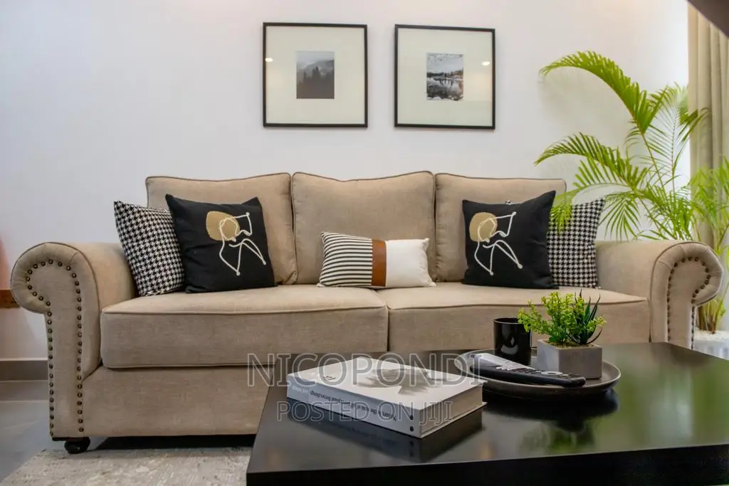 Spacious Furnished 1BDRM Flat Available in Valley Arcade in Valley Arcade