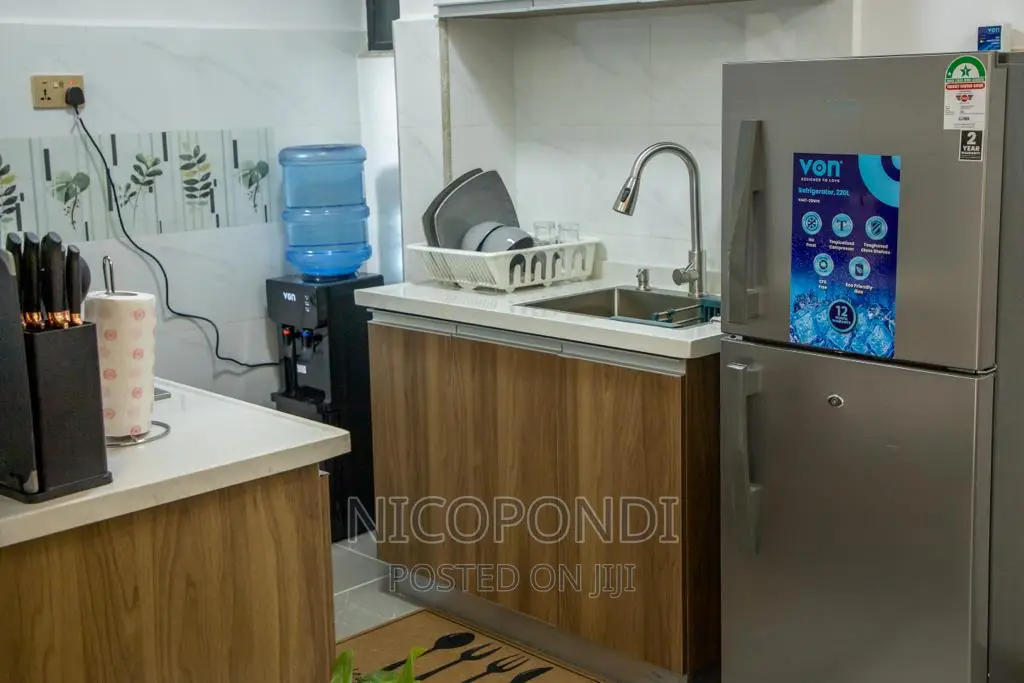 Spacious Furnished 1BDRM Flat Available in Valley Arcade in Valley Arcade