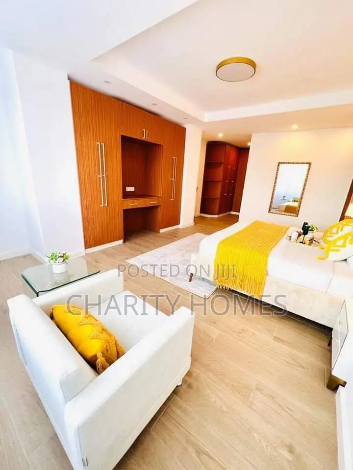 South B 2-Bedroom Airbnb - Ideal for Your Next Getaway in South B