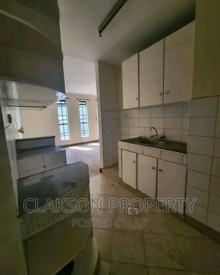 Lavington 3-Bedroom Flat for Rent - Immediate Occupancy in Lavington