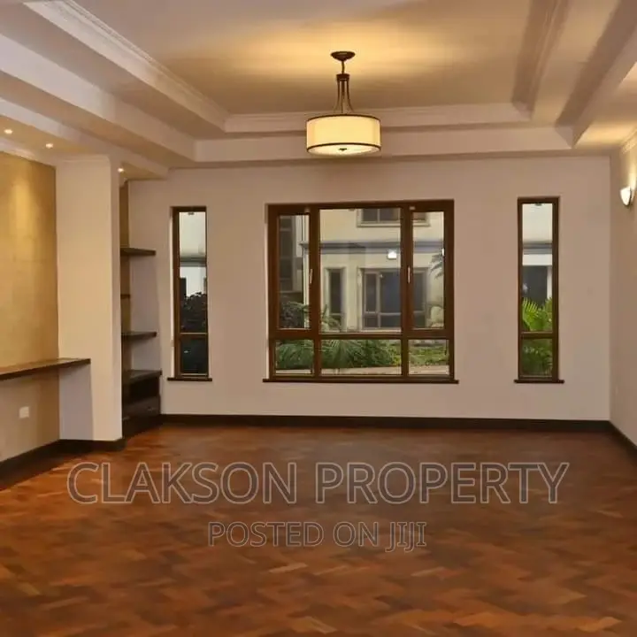 Spacious 5-Bedroom Townhouse/Terrace in Lavington for Sale in Lavington