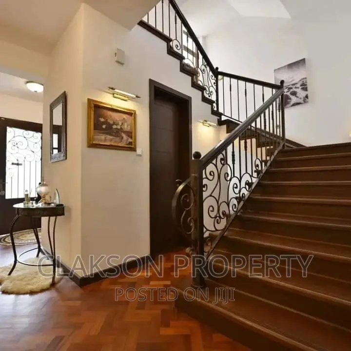 Spacious 5-Bedroom Townhouse/Terrace in Lavington for Sale in Lavington