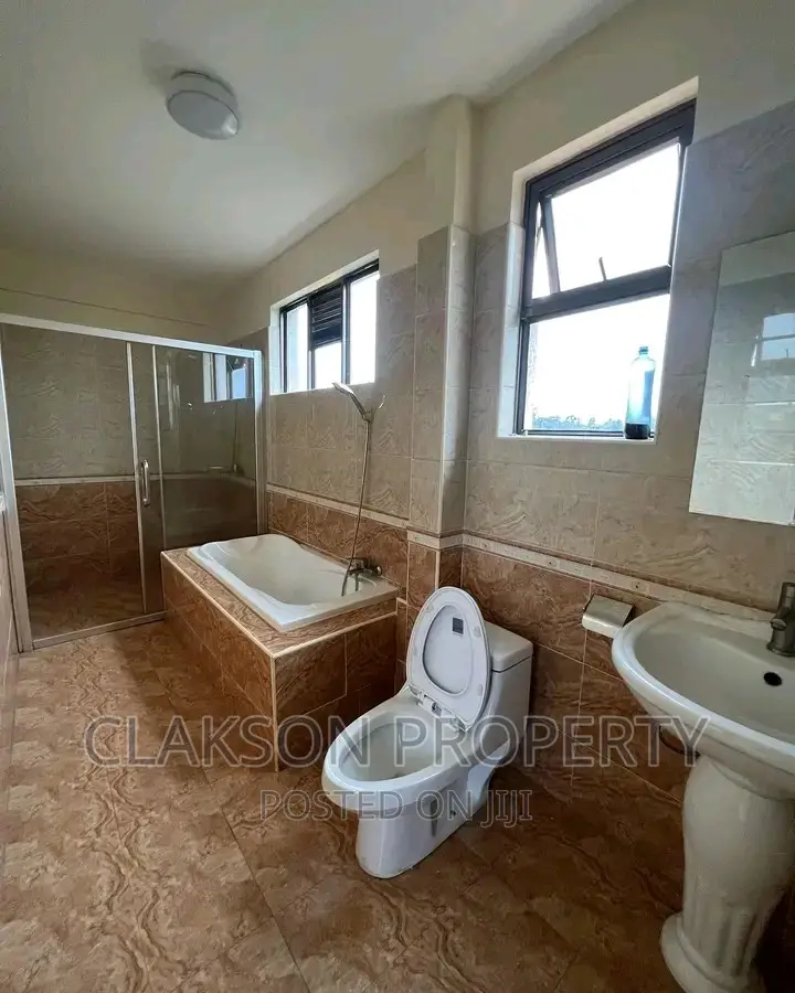 Kilimani 4-Bedroom Apartment for Short-Term Lease in Kilimani