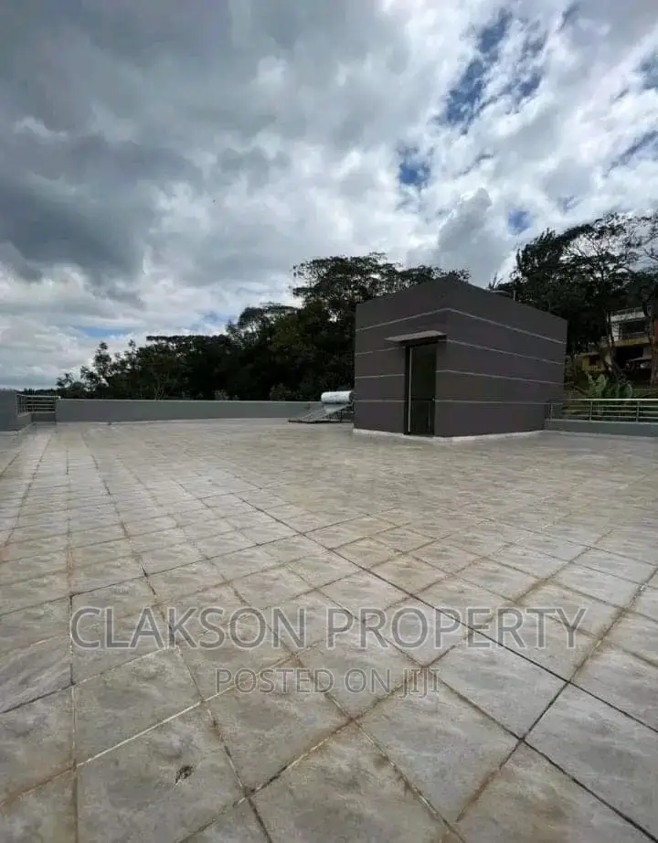 High-end 5-bedroom rental in Karen's desirable neighborhood in Karen