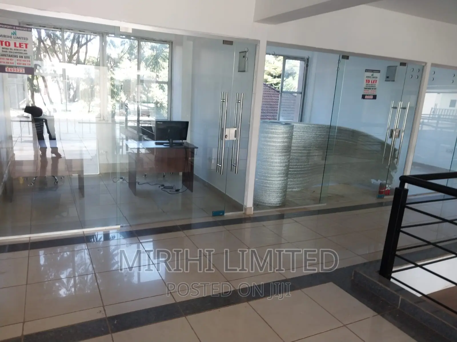 Commercial Shop for Let: Ideal for Your Business in Parklands/Highridge