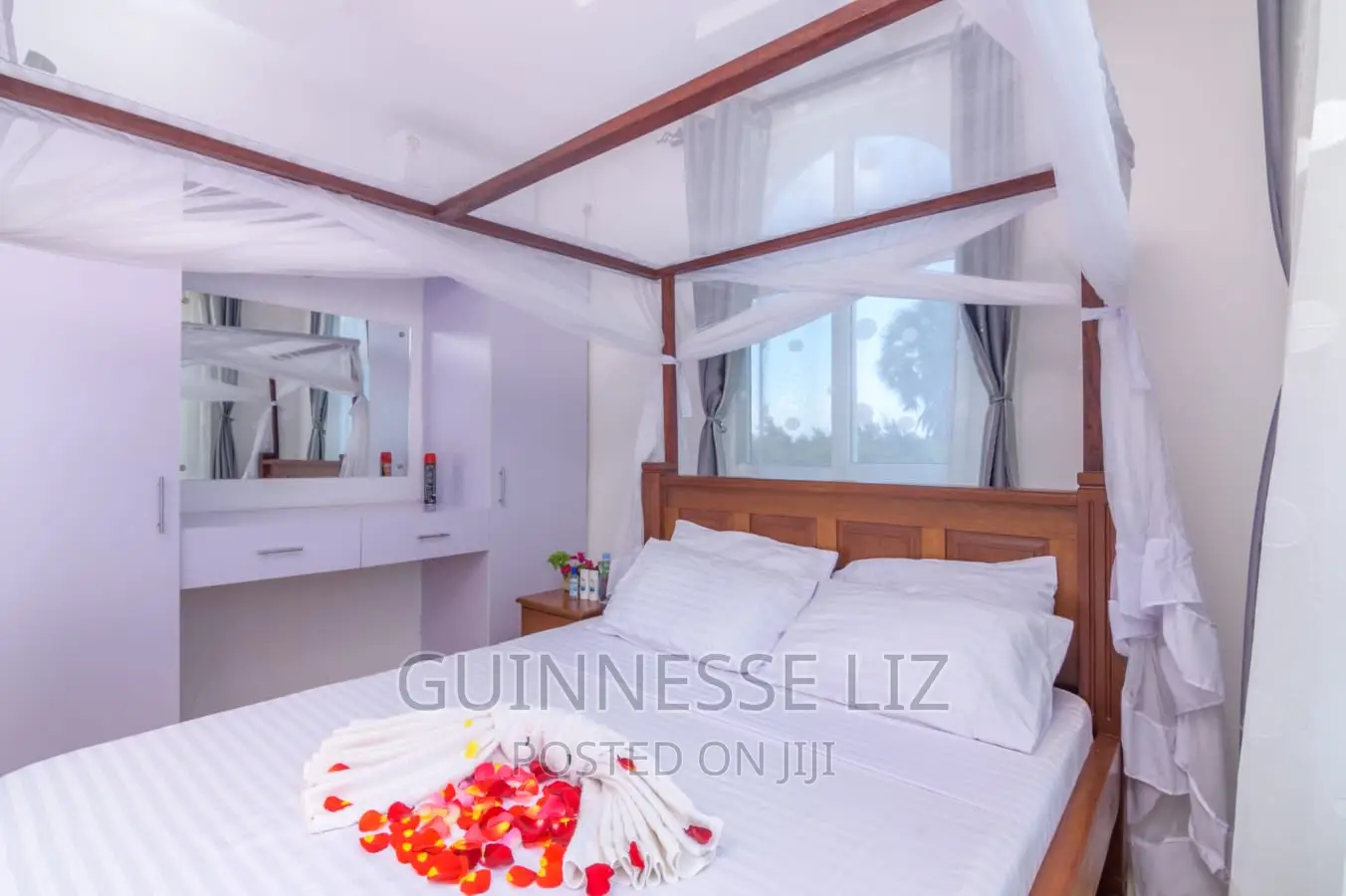 Luxury 2-Bedroom Malindi Getaway: Your Daily Staycation Paradise in Town Centre