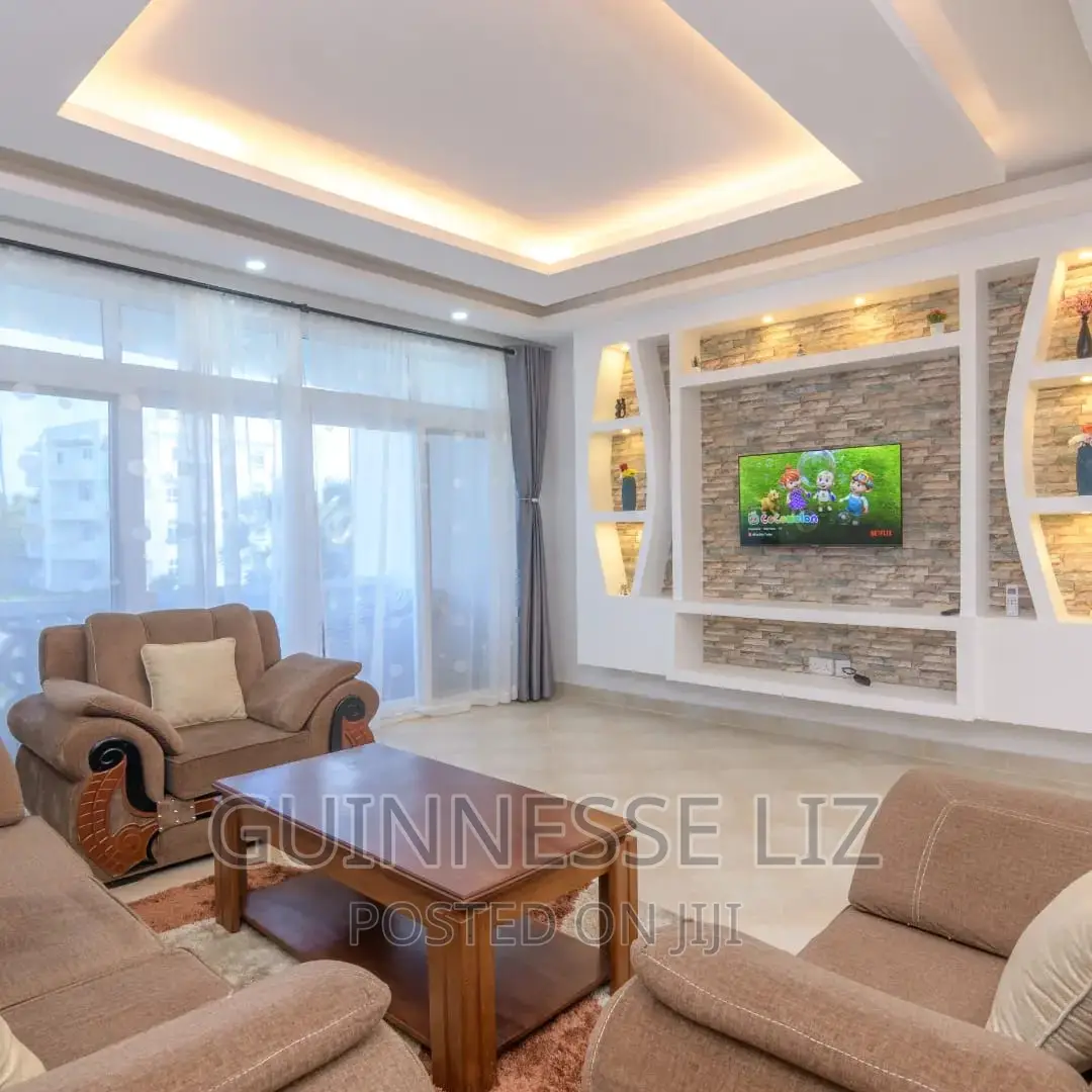 Luxury 2-Bedroom Malindi Getaway: Your Daily Staycation Paradise in Town Centre