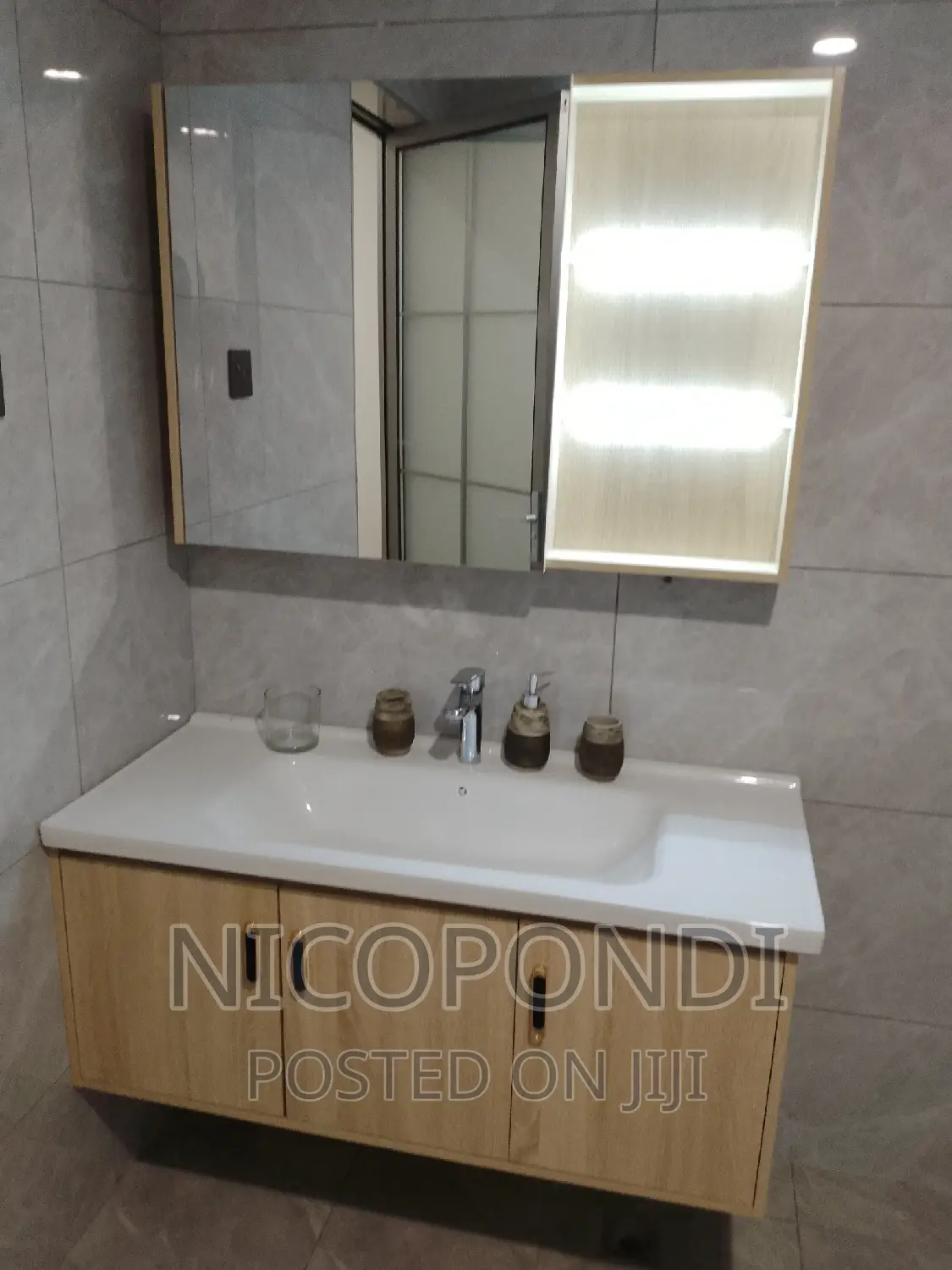 Modern 2-Bedroom Apartment in Kileleshwa - Up for Sale in Kileleshwa