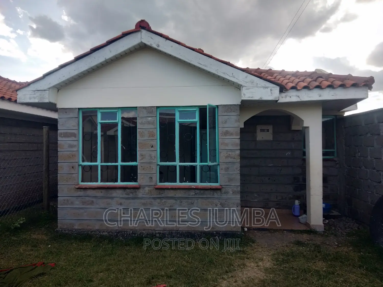 Spacious 3-bedroom bungalow for sale in Baraka, Kisaju in Kisaju