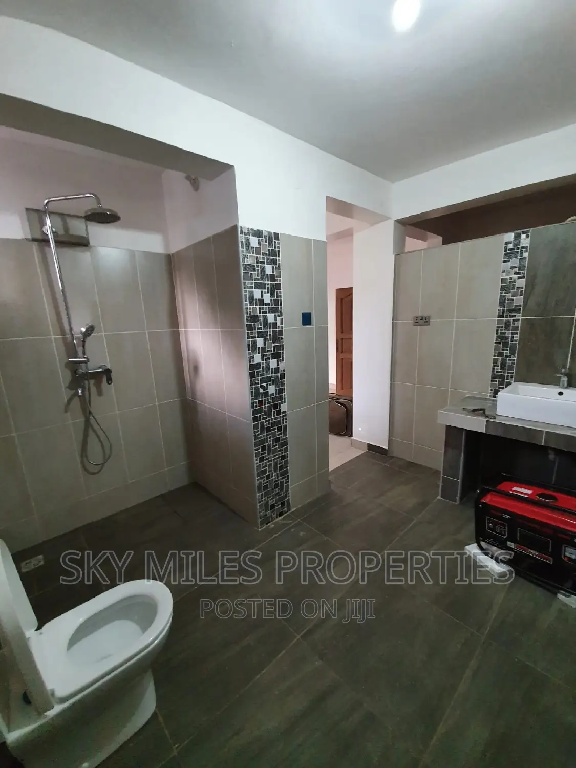 Spacious 5-Bed Maisonette in Galu, Kinondo for Sale in Kinondo