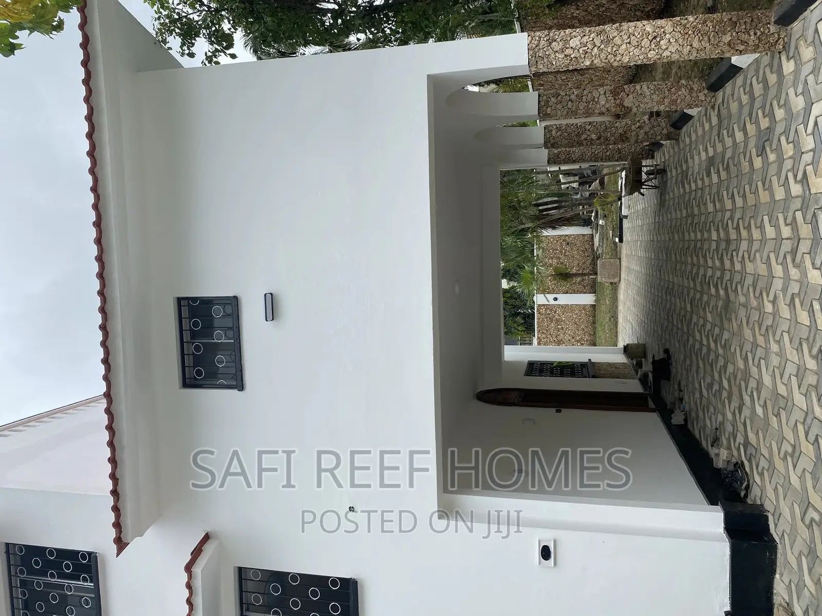 4-Bedroom Maisonette in Sought-After Nyali - For Sale in Nyali