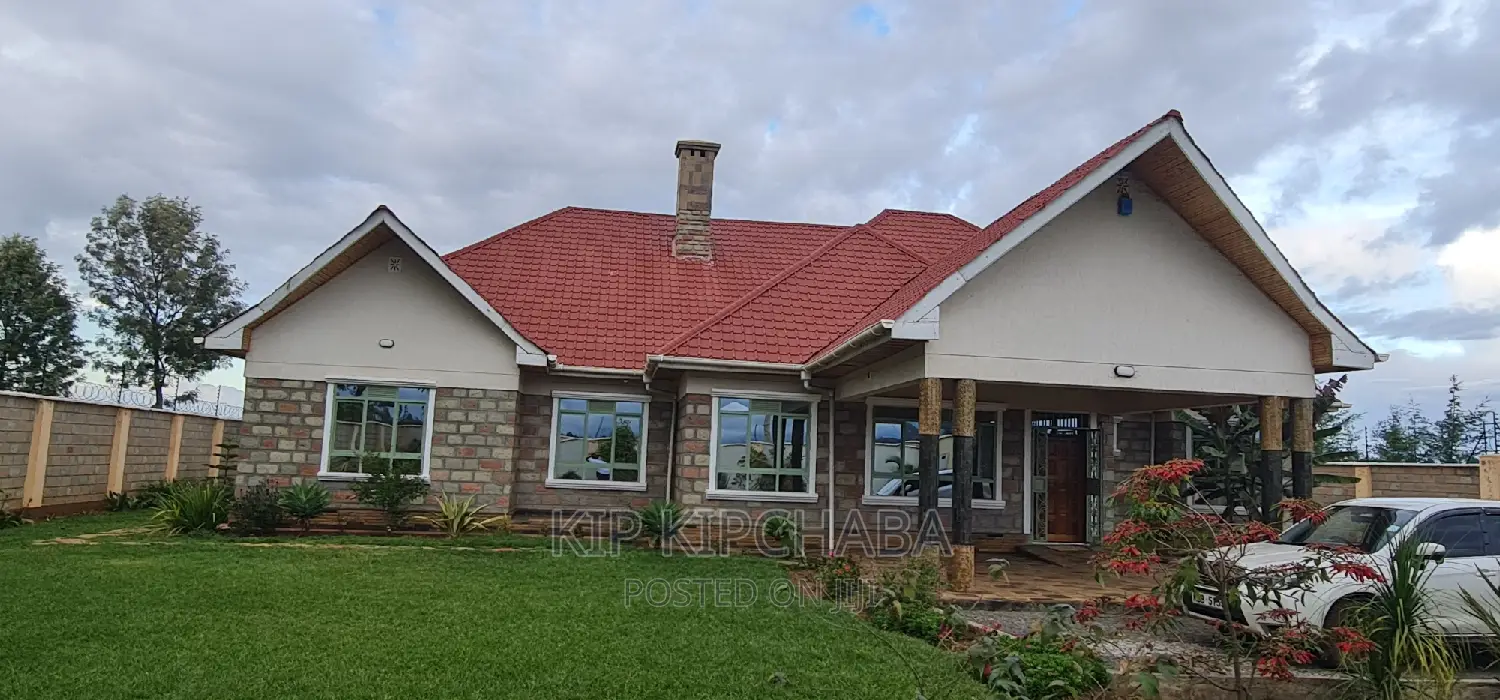 Spacious 5-Bedroom Bungalow in Elgonview for Sale in Elgon View