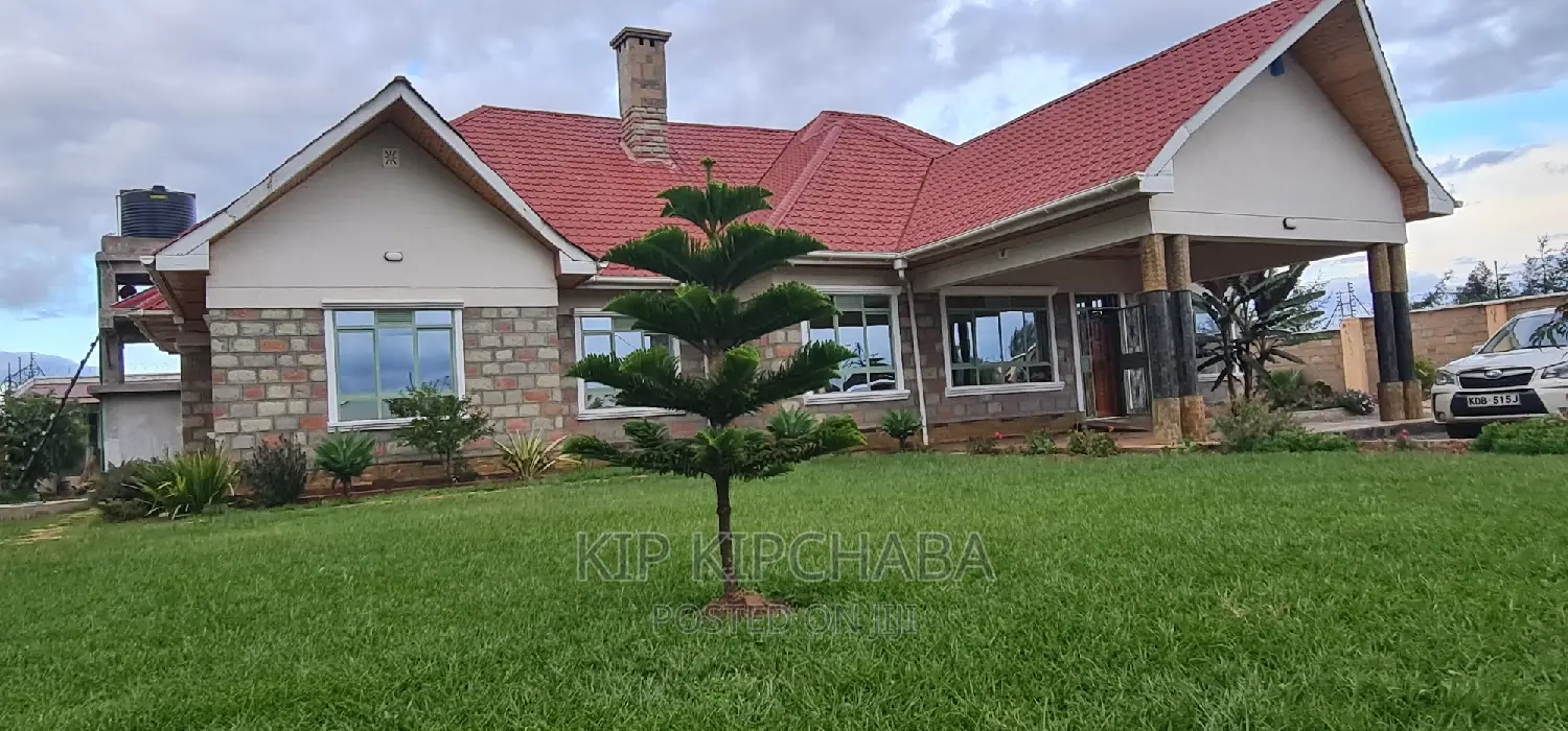 Spacious 5-Bedroom Bungalow in Elgonview for Sale in Elgon View