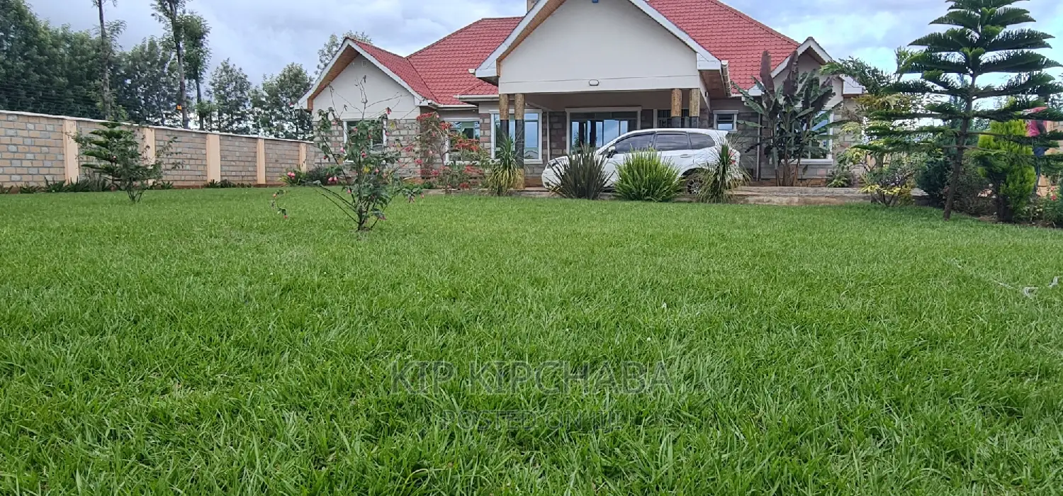 Spacious 5-Bedroom Bungalow in Elgonview for Sale in Elgon View