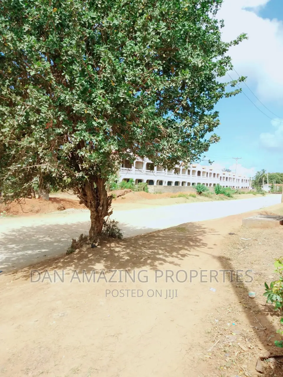Malindi's 5-bedroom Villa - Ready for New Ownership in Malindi