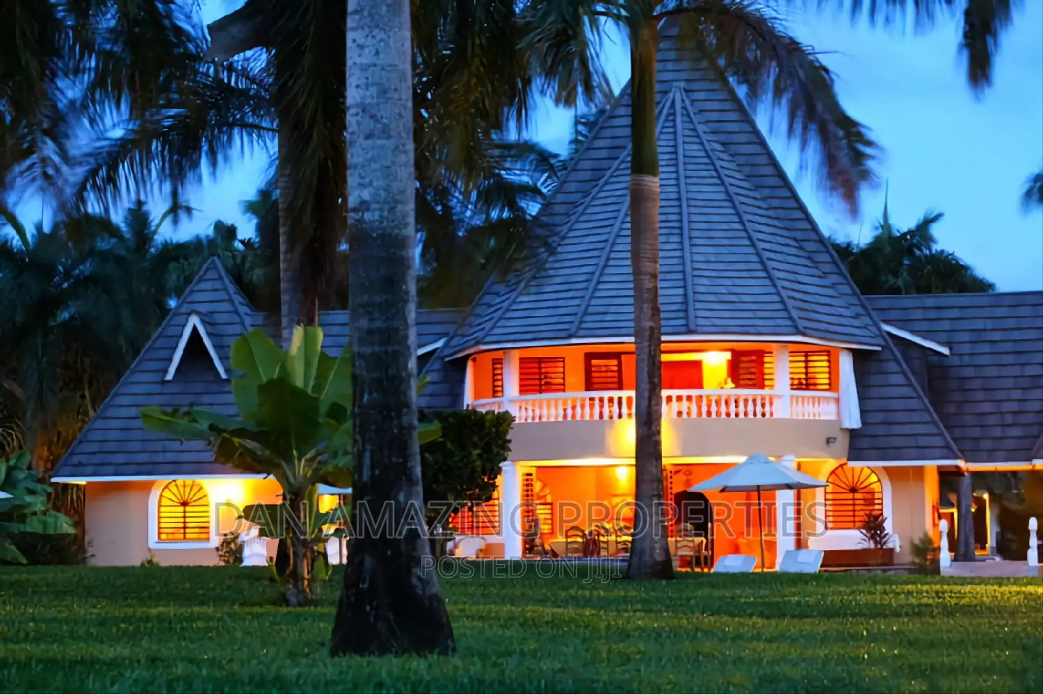 Stunning 10-Bedroom Villa in Mombasa Diani - A Dream Home Awaits in Ukunda
