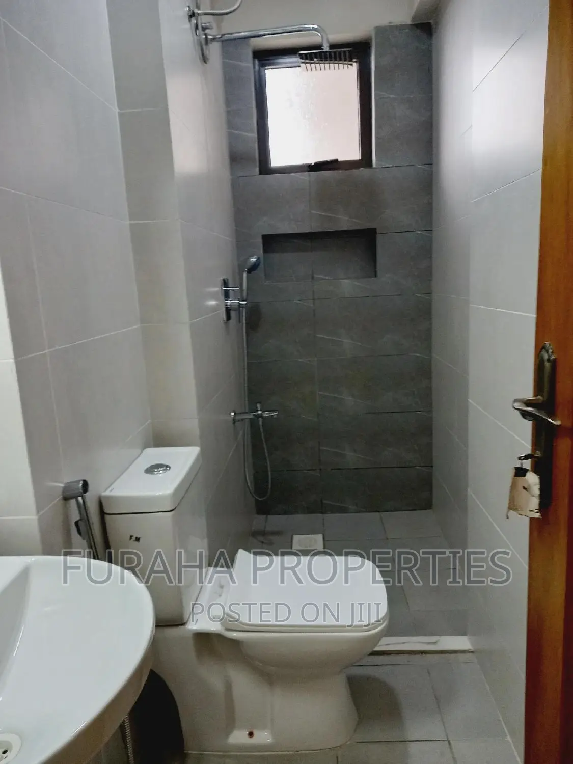 2bdrm Apartment in Ganjoni, Moi Avenue (Msa) for sale in Moi Avenue (Msa)