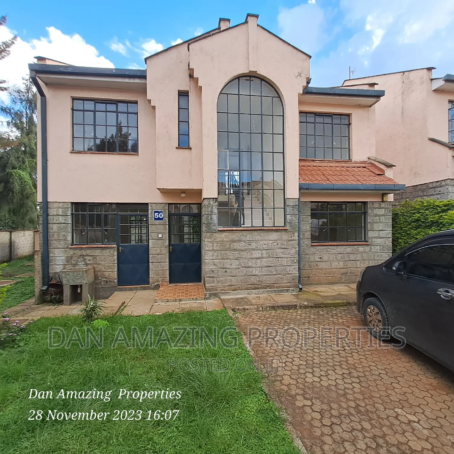 Memusi, Matasia: Impressive 4-bed Maisonette for Sale in Matasia