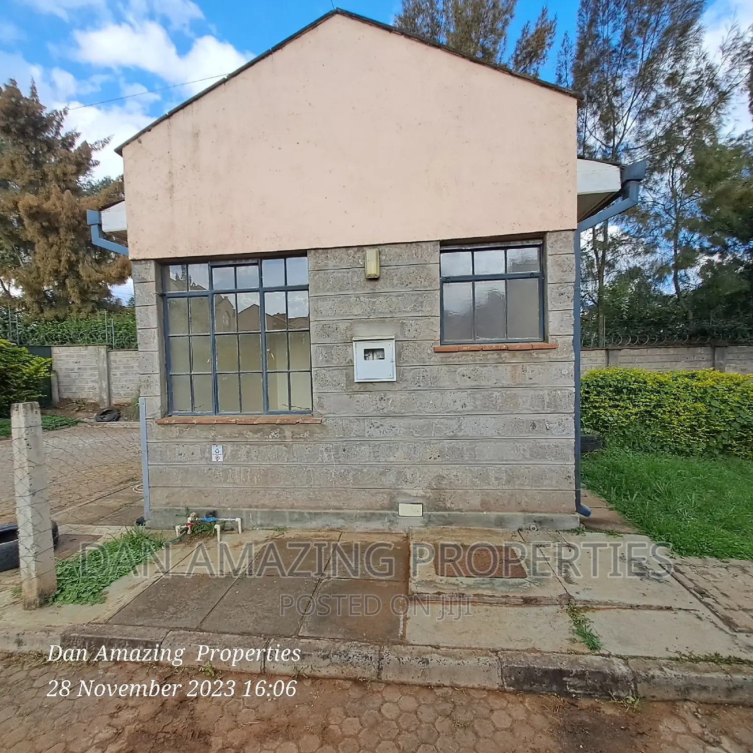 Memusi, Matasia: Impressive 4-bed Maisonette for Sale in Matasia