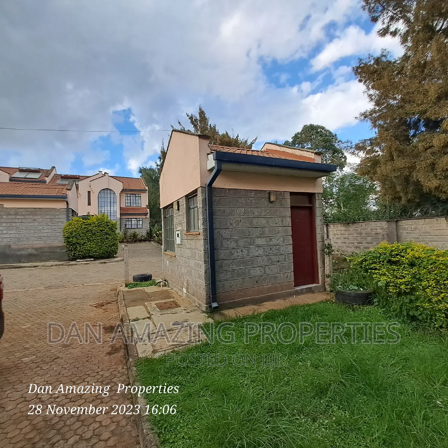 Memusi, Matasia: Impressive 4-bed Maisonette for Sale in Matasia