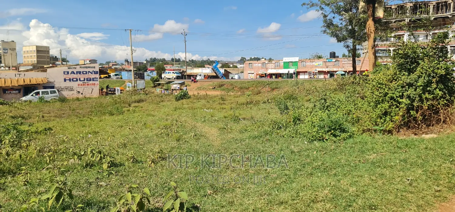 Roadside 1-acre plot for sale in Eldoret, adjacent to highway in Eldoret CBD