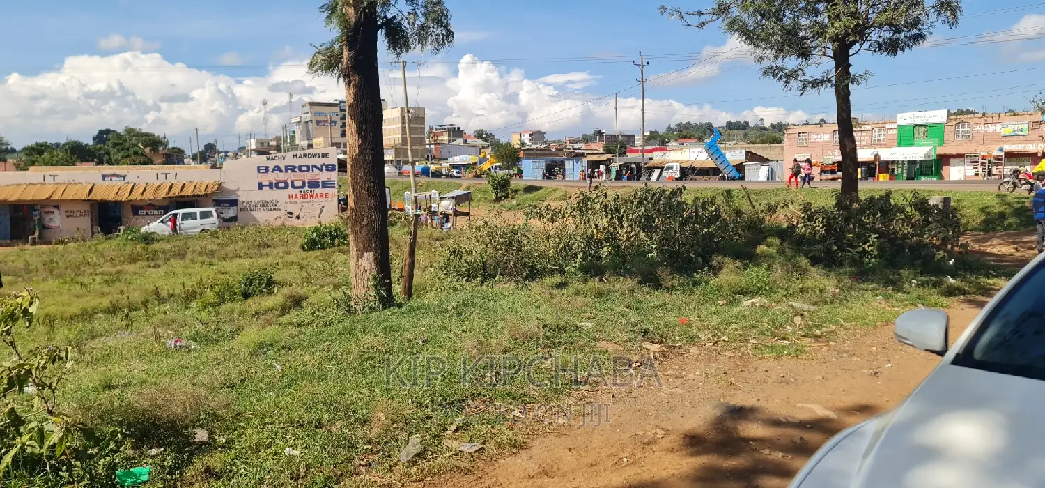 Roadside 1-acre plot for sale in Eldoret, adjacent to highway in Eldoret CBD