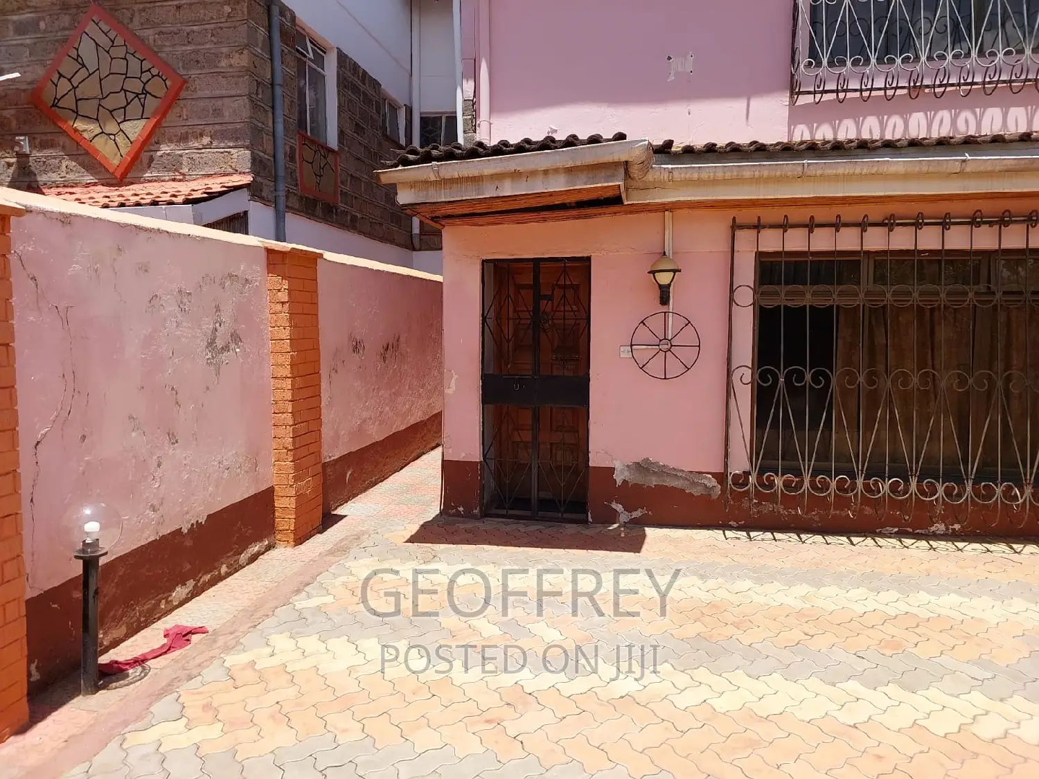 4bdrm Maisonette in Gitanda, Lavington for sale in Lavington
