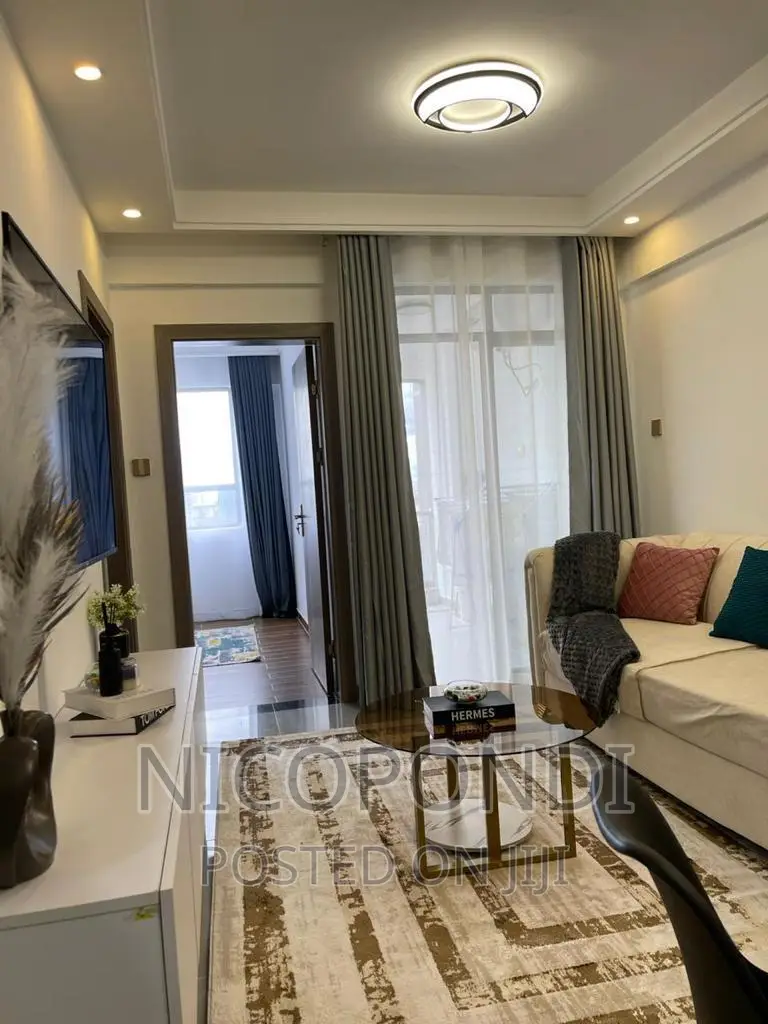 Elegant 1-Bedroom Apartment in Valley Arcade - Short Term Lease in Valley Arcade