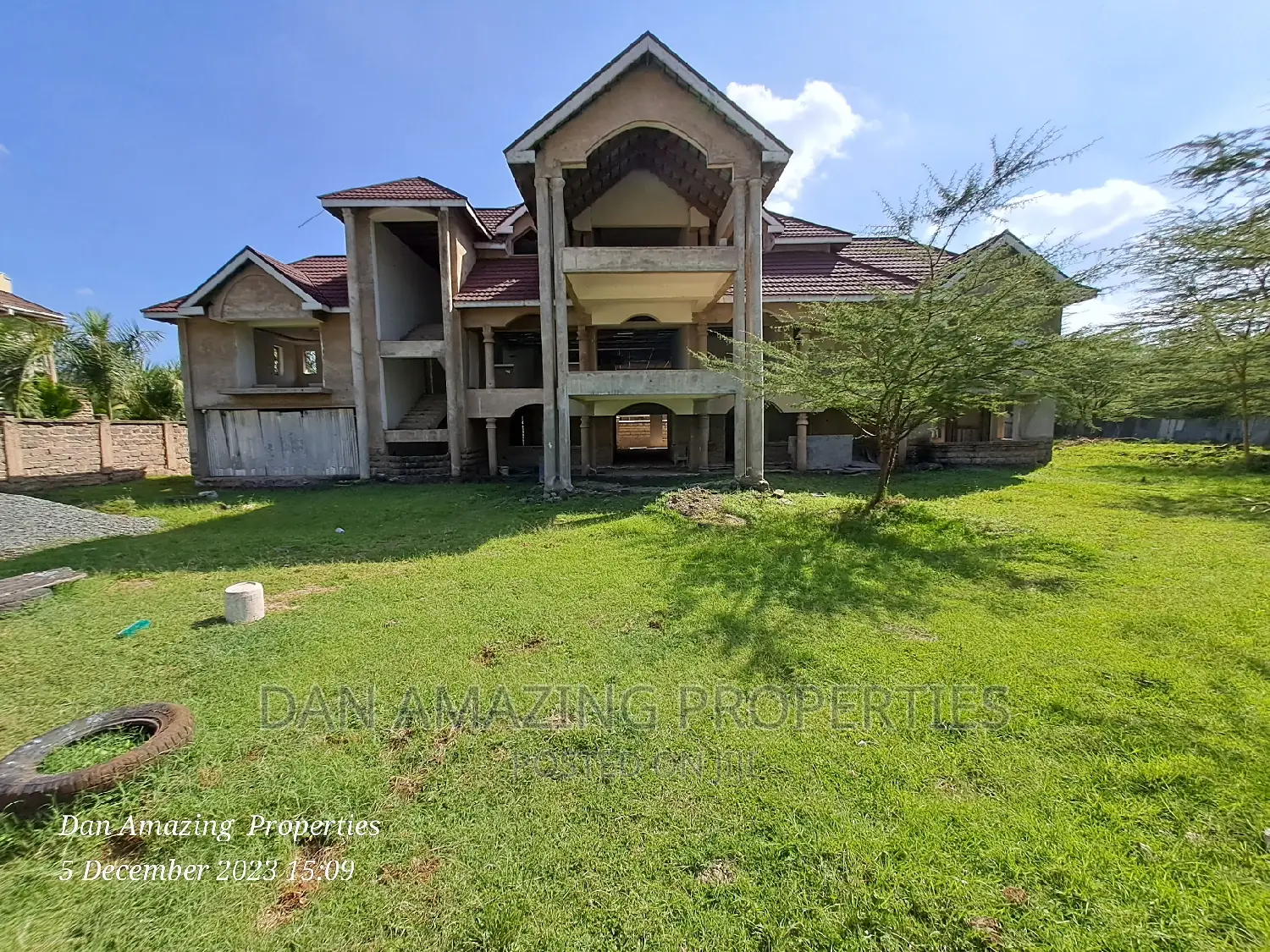 Luxury 7-Bedroom Mansion in Fair Acres: 75% Completed - Listing by Karen in Karen