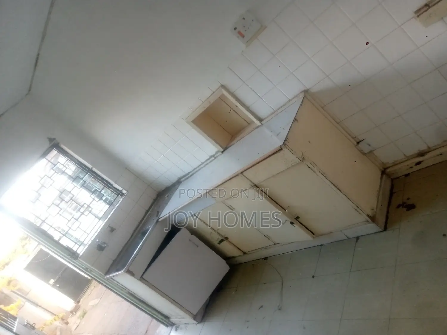Modern Mansion in South B: Four-Bedroom Rental Property in South B