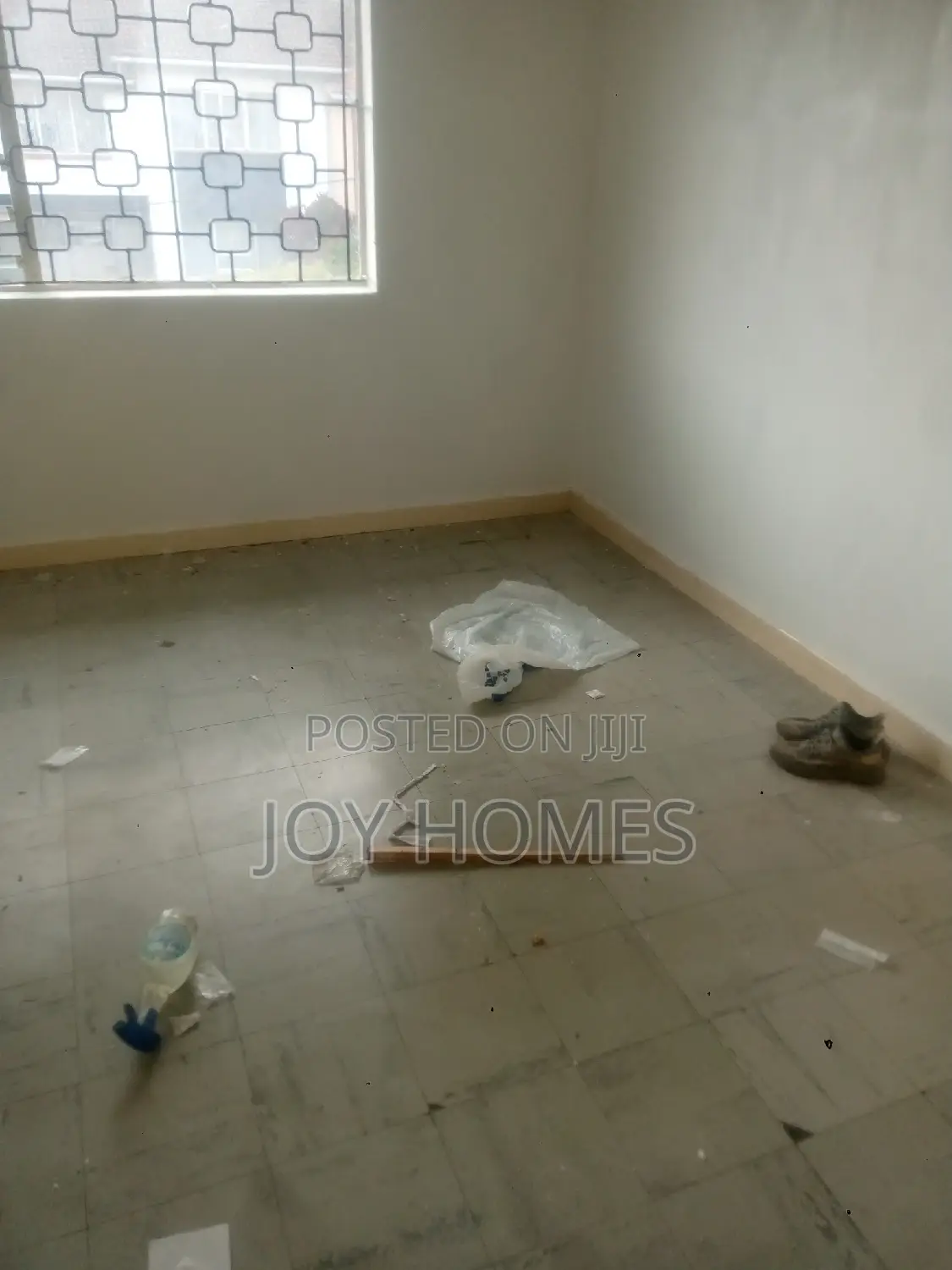 Modern Mansion in South B: Four-Bedroom Rental Property in South B