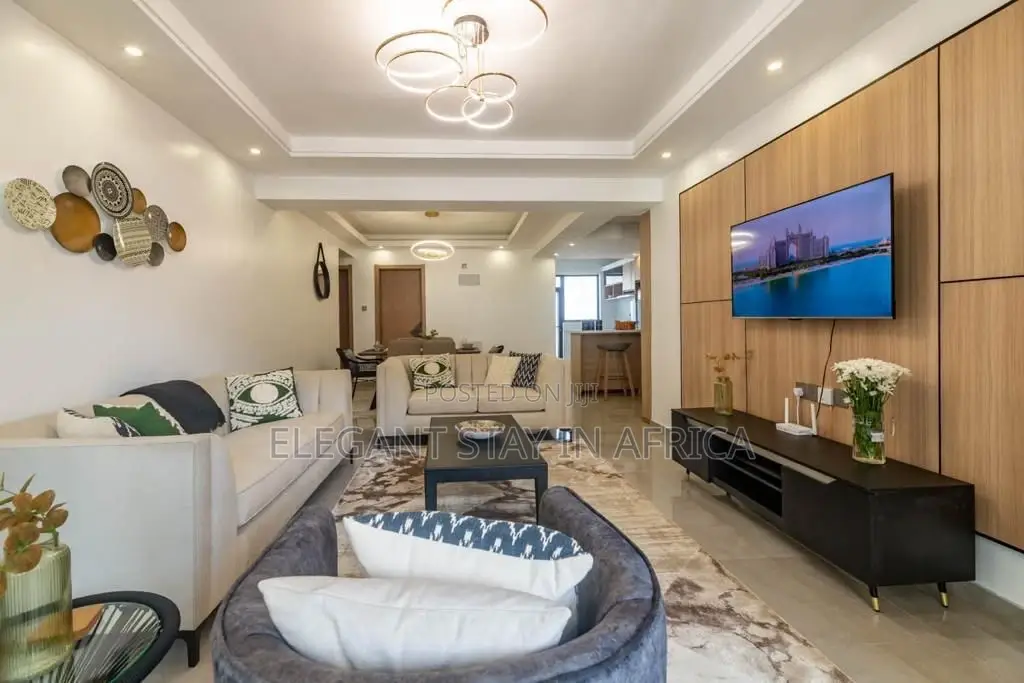 Luxury 3-Bedroom Airbnb in Riverside: $18,000/Night in Riverside Drive