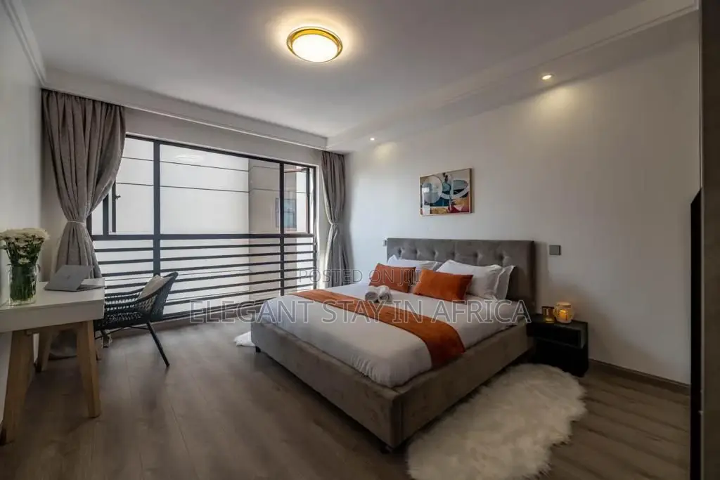 Luxury 3-Bedroom Airbnb in Riverside: $18,000/Night in Riverside Drive