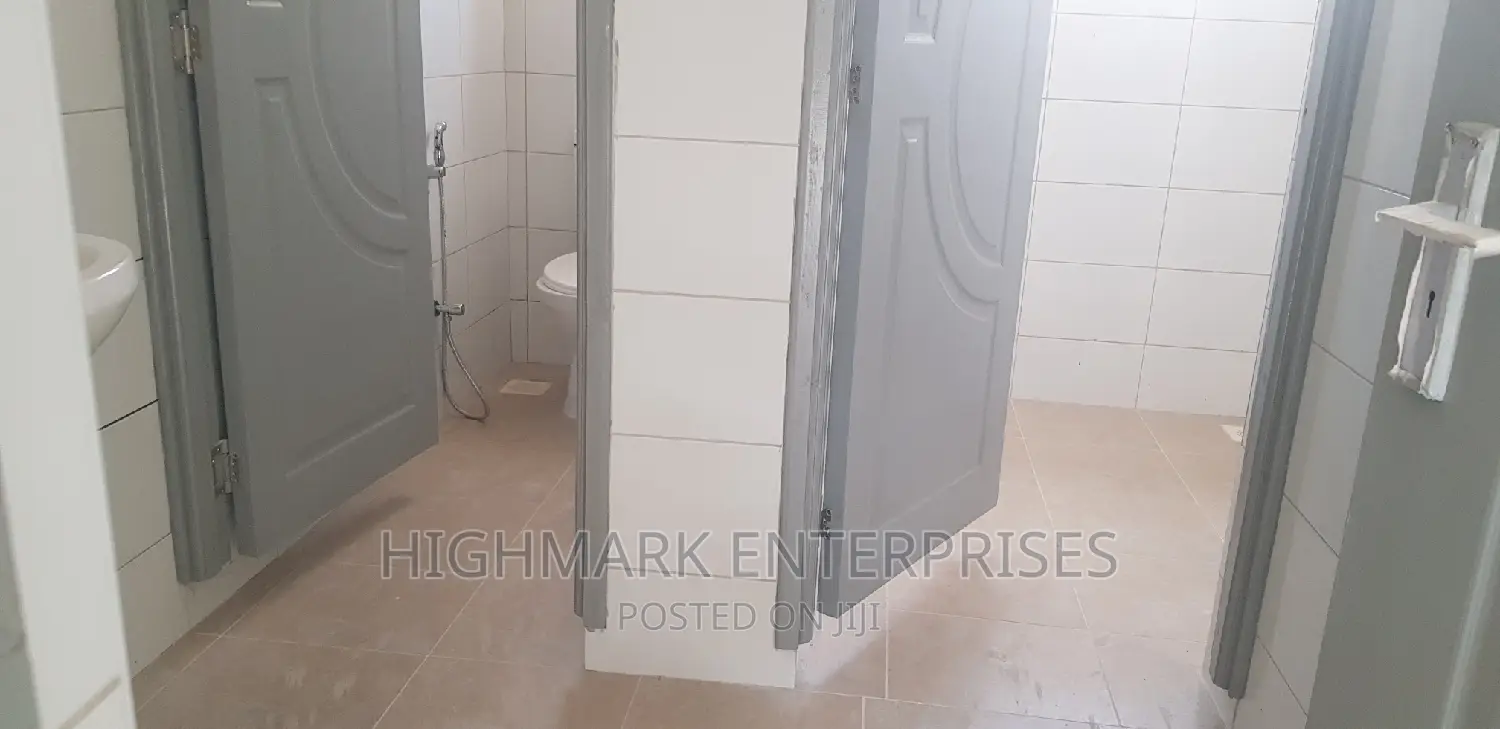 8500 Sq Ft Godown - Ideal for Storage Solutions - For Sale in Athi River