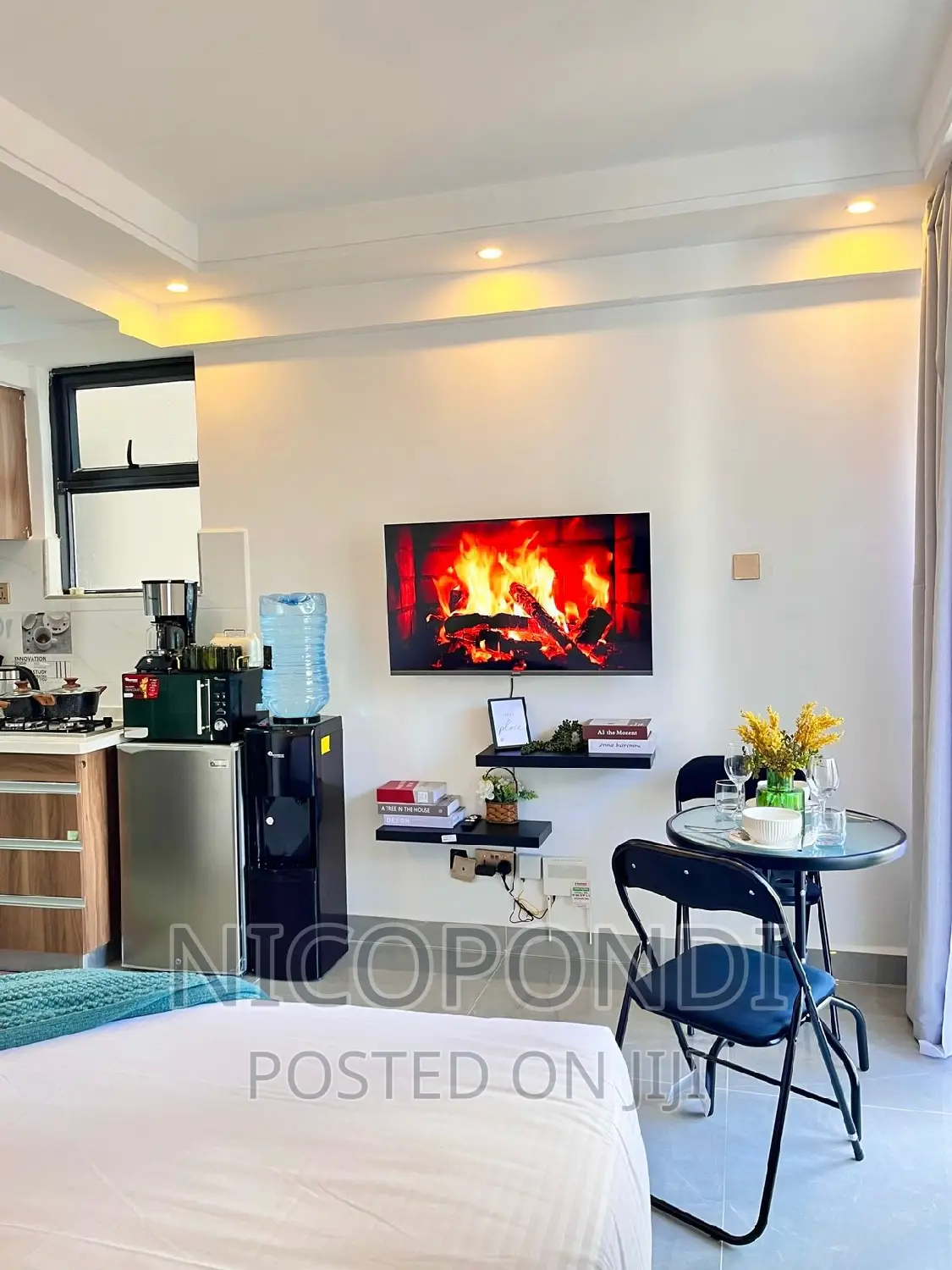 Modern 1-Bedroom Furnished Apartment in Valley Arcade - Rent Now! in Valley Arcade