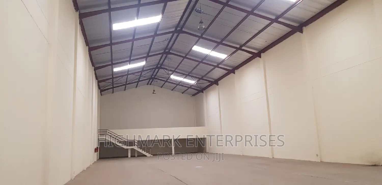 5500 Sq Ft Warehouses Available for Lease in City Cabanas