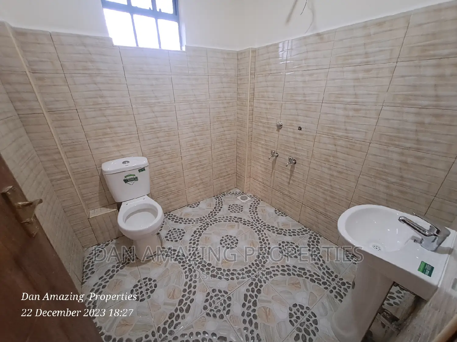 Spacious 2-Bedroom Apartment in Zambia Master, Ngong - For Sale in Ngong