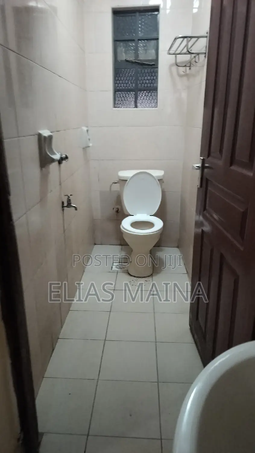Comfortable 1-Bedroom Apartment in Lifestyle Court for Lease in Kahawa West