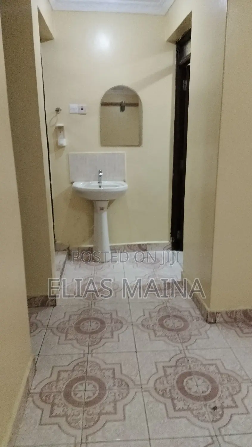 Comfortable 1-Bedroom Apartment in Lifestyle Court for Lease in Kahawa West