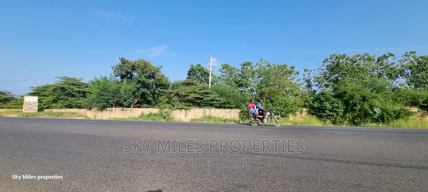 One Acre Land for Sale: Vipingo, Expressway to Mombasa- in Vipingo
